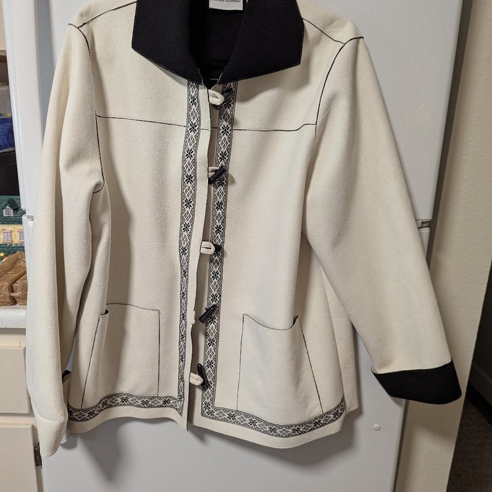 Elegant Black and White Women's Jacket